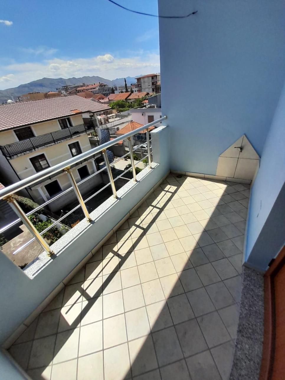 Aleksi&Eli Apartment Shkoder Ngoại thất bức ảnh