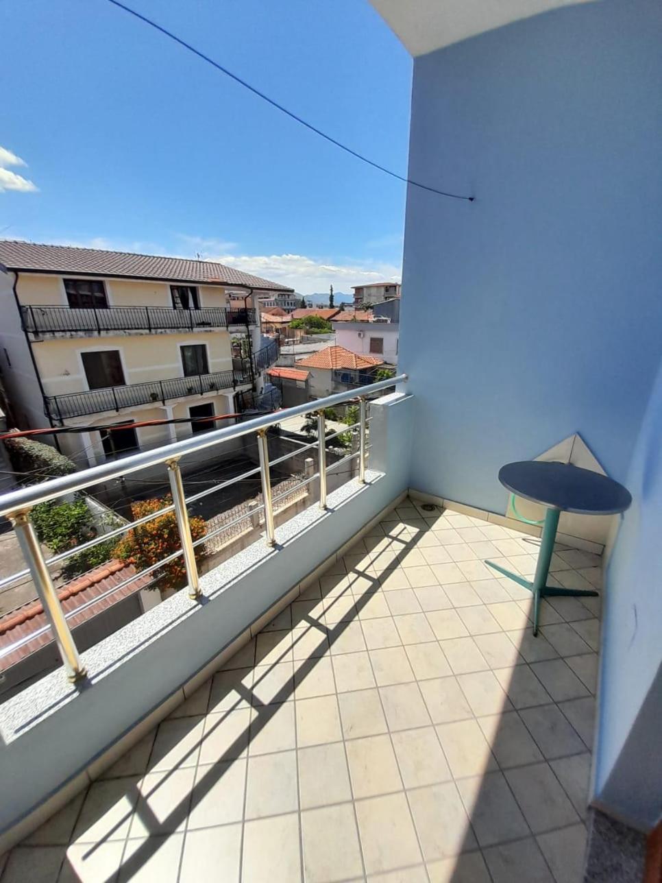 Aleksi&Eli Apartment Shkoder Ngoại thất bức ảnh