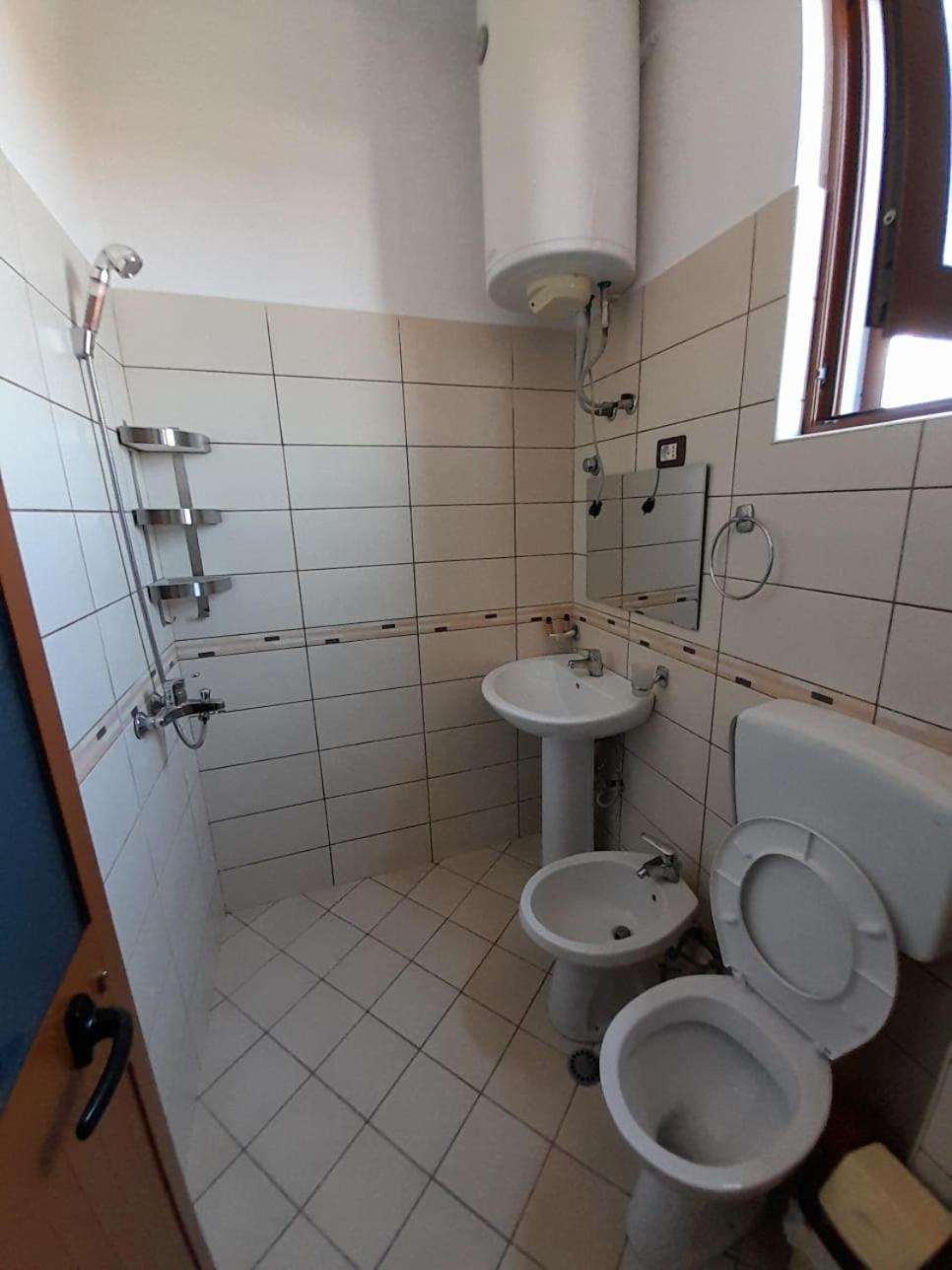 Aleksi&Eli Apartment Shkoder Ngoại thất bức ảnh