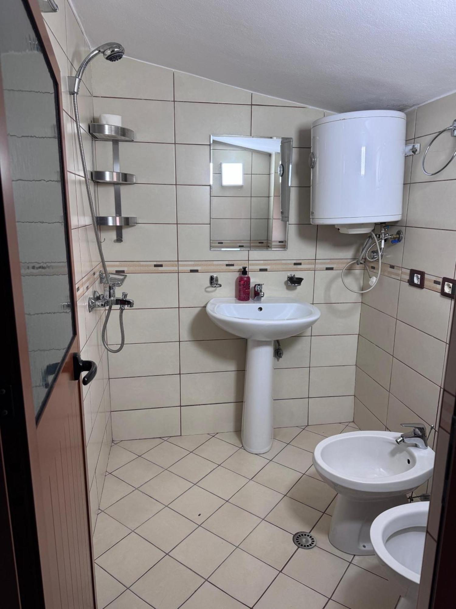 Aleksi&Eli Apartment Shkoder Ngoại thất bức ảnh